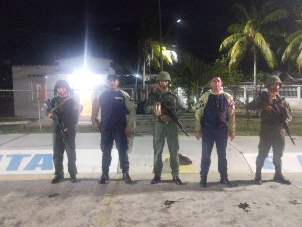 dhernandezlarez's tweet photo. Insomnes #FANB custodia las instalaciones estratégicas del Estado para asegurar el bienestar colectivo de la población venezolana ! 

#IntegrarEsVencer https://t.co/4okWrAeam4