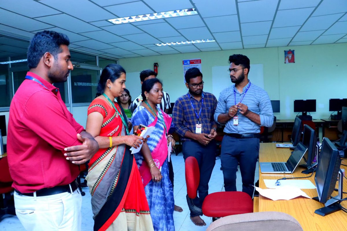 ksrmceofficial's tweet photo. KSRM CSI in association with Department of CSE and AIML organized Hack Challenge on 12th Sep 2023
#hackchallenge #ksrmcsi #KSRM #ksrmce #kandulagroups #engineering #kadapa #ksrmceclubs #jntua #AICTE #aishe #apsche #IntiativesofMHRD #ugc #iic https://t.co/BqgOHDBs5M