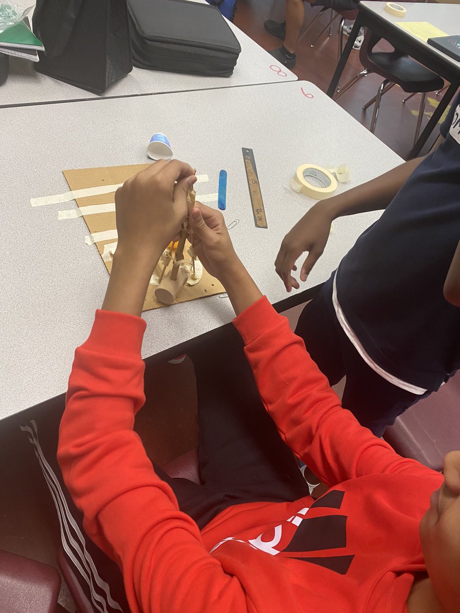 PMSquiresMagnet's tweet photo. A little behind from opening week…MAG8 working their kicking machines #Day1build @CTE_BaltCoPS @rbowden911 @micahwigs @ParkvilleMS https://t.co/WY9hn8ug7X