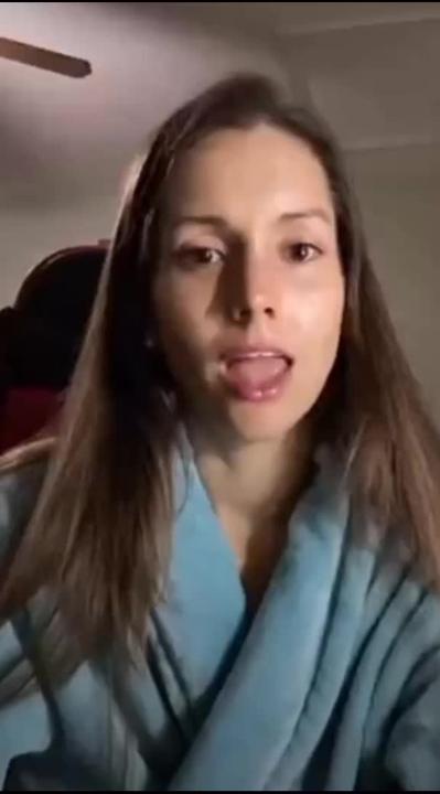 Elle veut dire quoi ?