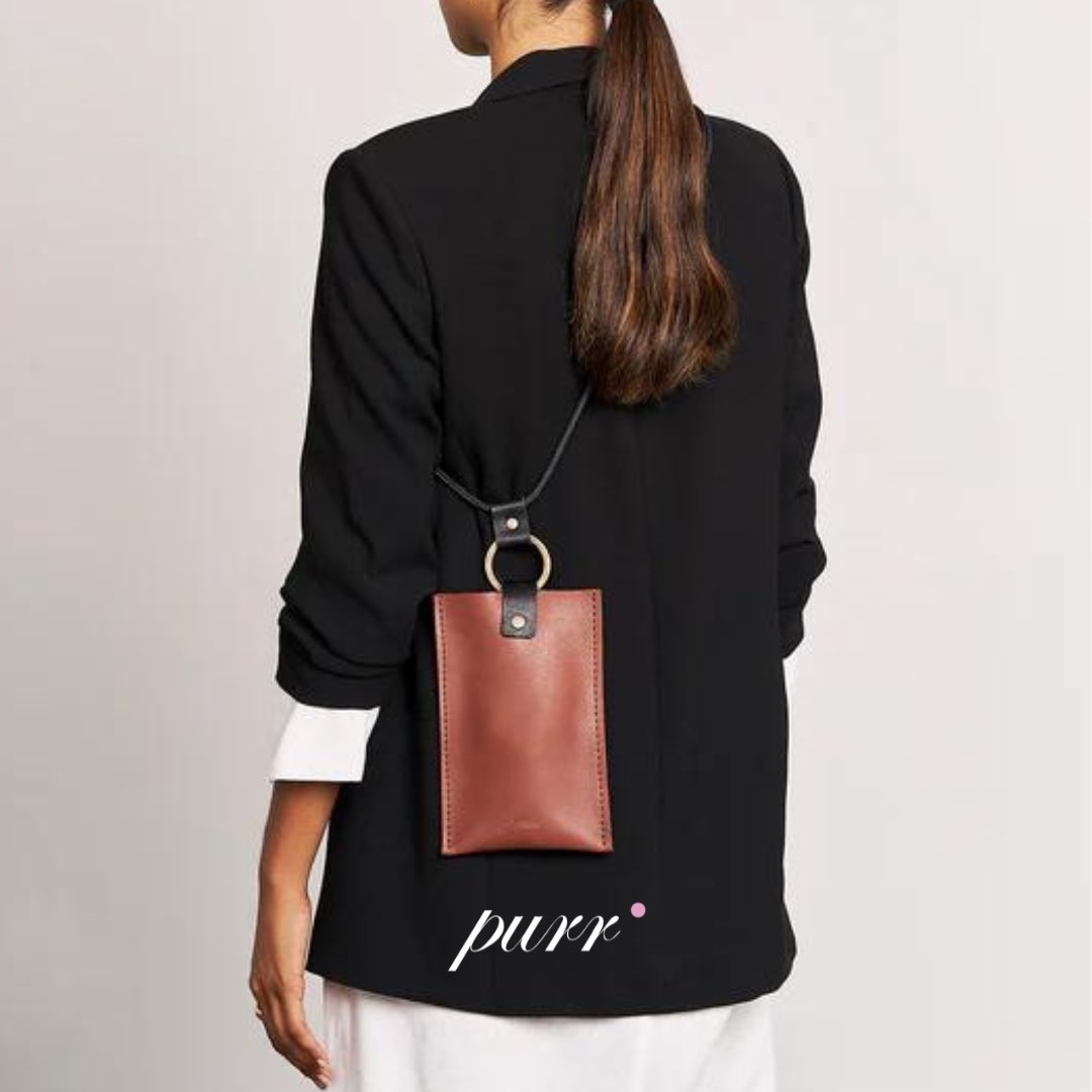 Embrace the art of accessorizing with Verse bags - where style meets functionality! 👛🤝 

Introducing these must-have bags: the Bloom Pouch Bag, the Barebones Pocket Bag, and the Belter Moonbag 🔥 

purr.co.za/collections/ve… ‼️

#Purrclothing #CapeTown #Fashion #Style