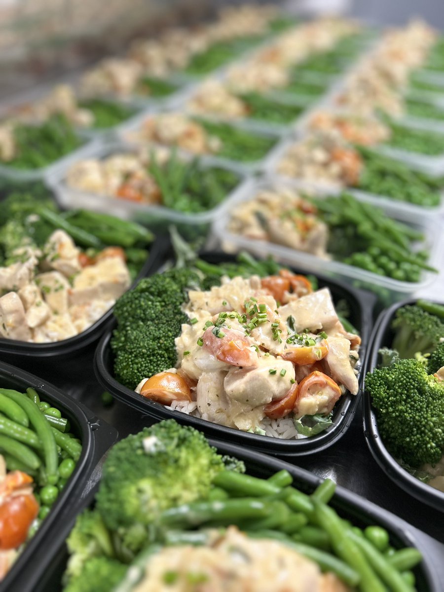 microkitchenltd's tweet image. Very Productive day at HQ the last 2 days.

Over 400 meals out today to professional sports team, clients &amp;amp; gyms.

Needing help with your meal prep, take a look at what we offer.

micro-kitchen.co.uk