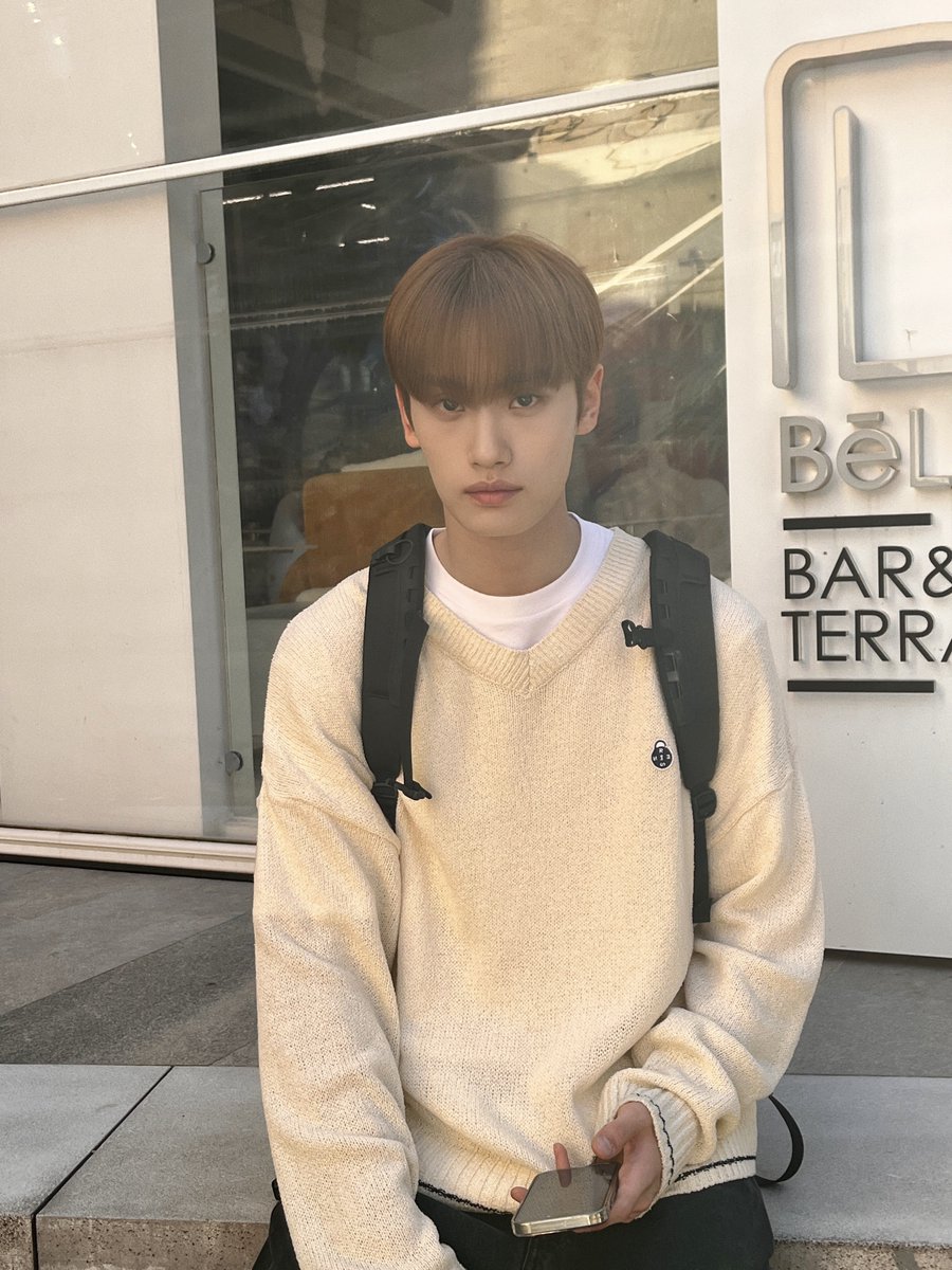 TIOT_NOW's tweet photo. [준현]
아잇... 눈부셧...!🌞🧡

#금준현 #KUMJUNHYEON
#TIOT #티아이오티 
#TIOT_PreDebut #백전무패 https://t.co/FsH62mEk5d