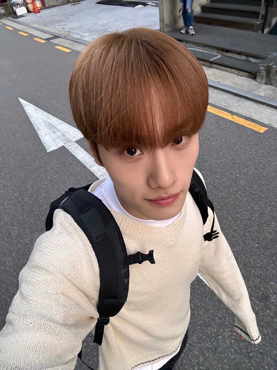 TIOT_NOW's tweet photo. [준현]
아잇... 눈부셧...!🌞🧡

#금준현 #KUMJUNHYEON
#TIOT #티아이오티 
#TIOT_PreDebut #백전무패 https://t.co/FsH62mEk5d