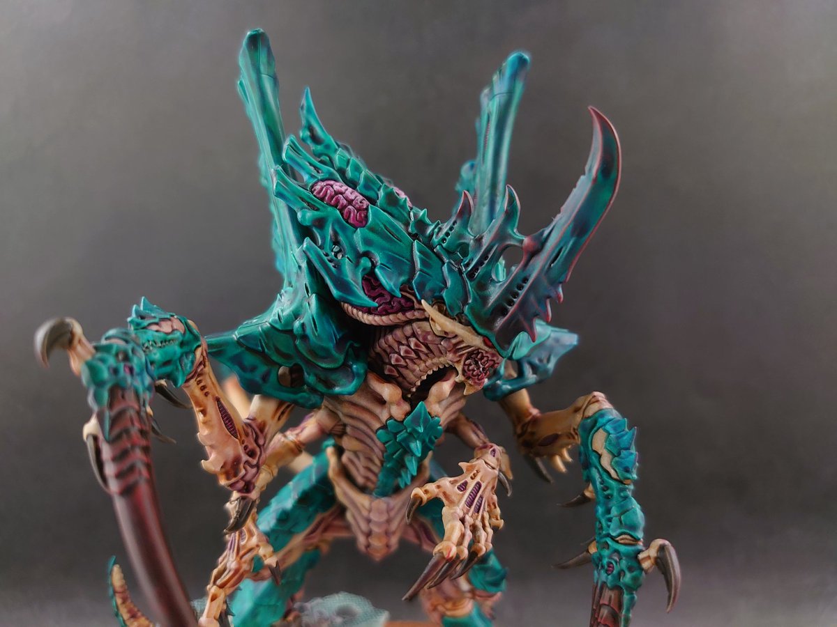 ティラニッドから「ノルン・エミッサリー」完成です😉！デカイです