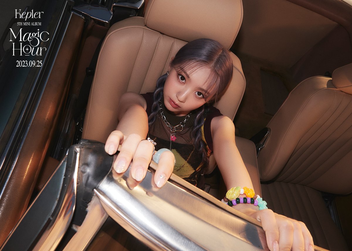 Kep1er l CONCEPT PHOTO 

MOONLIGHTED - YESEO

Kep1er The 5th Mini Album
<Magic Hour>

Title 💖𝙶𝚊𝚕𝚒𝚕𝚎𝚘🔭

2023.09.25 MON 6PM (KST)

#강예서 #YESEO
#Kep1er #케플러
#Galileo #MagicHour
