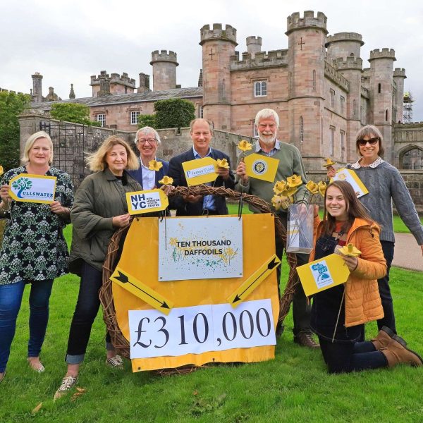The Ten Thousand Daffodils has raised a STAGGERING...an INCREDIBLE £310,000!!! THANK YOU and CONGRATULATIONS to Helen, her Team, Lowther Castle, the hundreds of Volunteers, Businesses and Supporters involved.👏💙💛 Read more about the Project here: tenthousanddaffodils.org/ten-thousand-d…