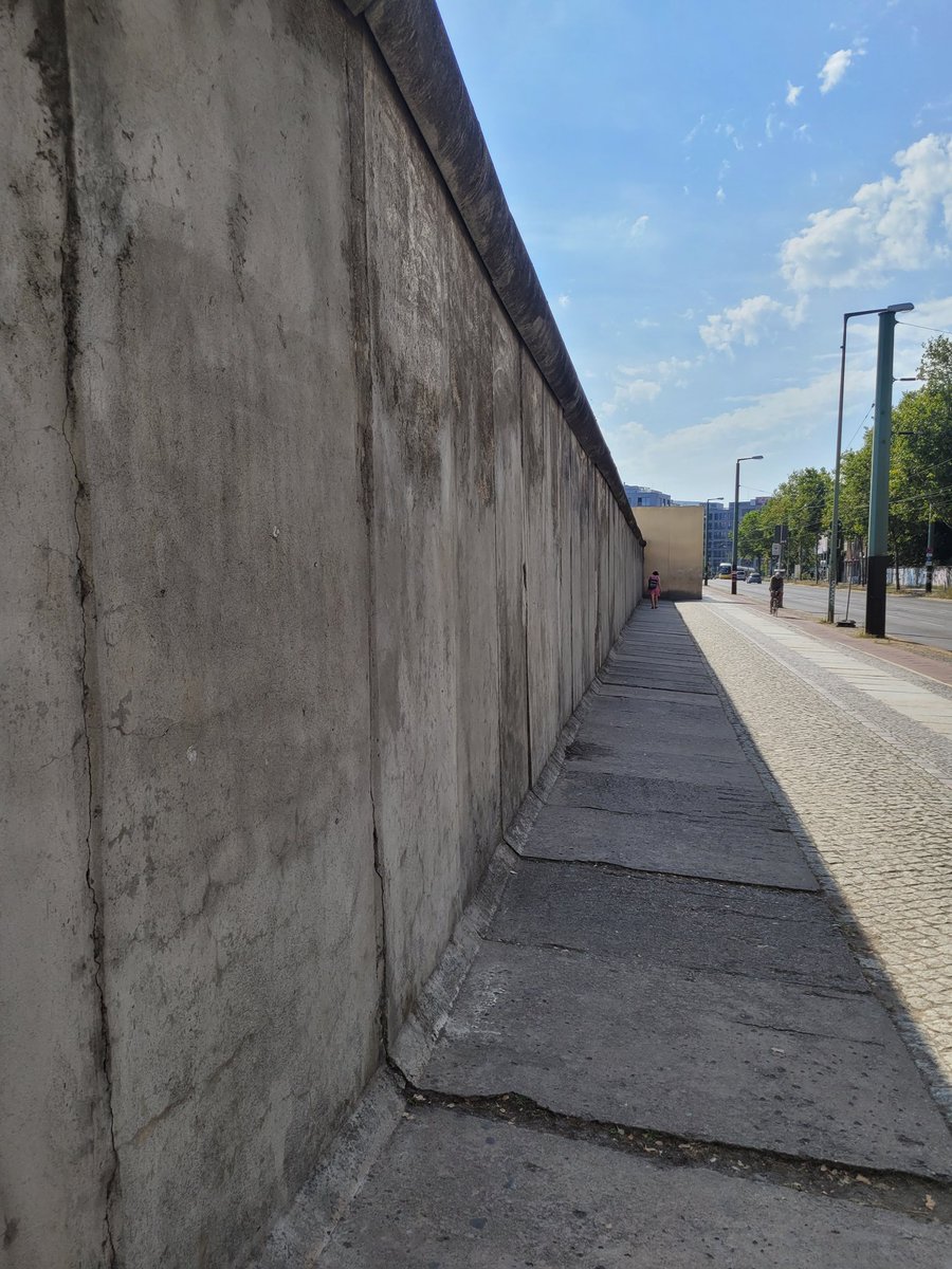 Last afternoon in Berlin.. at the wall memorial park at Nordbahnhof. Quite strriking.