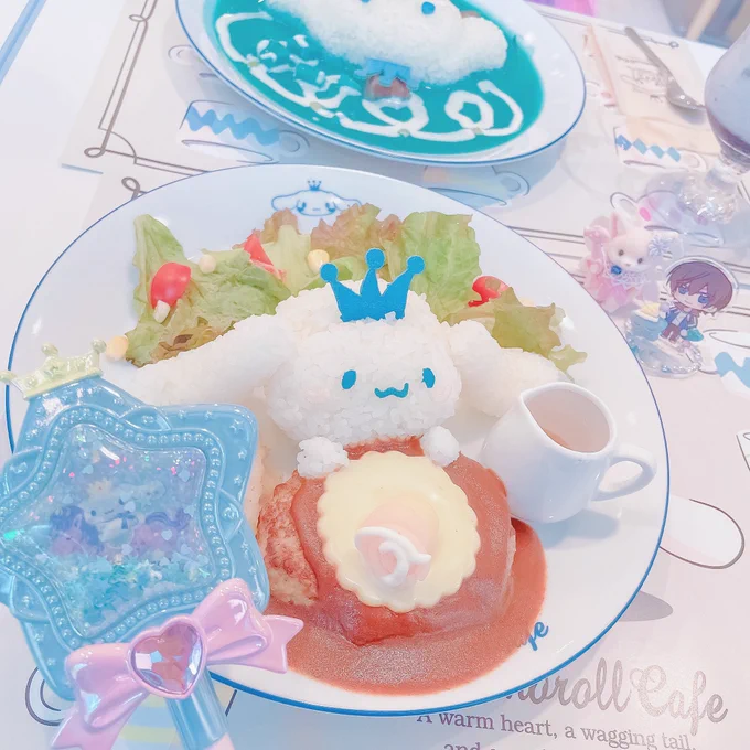 シナモンのカフェ行ってきた ◝✩数年前に買ったステッキ持って行ったの天才やったな 