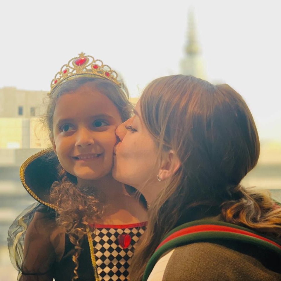 🔔An American activist who escaped Saudi Arabia in 2019 is at risk of being forced to send her daughter back to the kingdom by a US court because of an ongoing custody dispute.

WE ALL STAND BY YOU <a href="/BethanyHaidari/">Bethany Alhaidari, Ph.D. (ام زينة)</a> AND YOUR SWEET DAUGHTER.
#BethanyAlhaidari #SaudiWomenRightsMatter