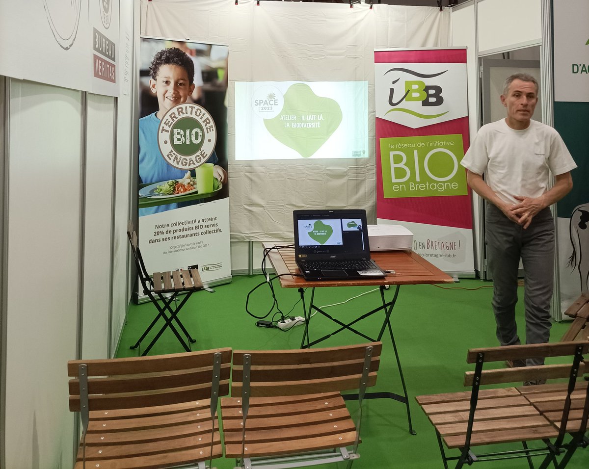 [#SPACE2023] 🌱☀️ L'atelier <a href="/BiolaitOP/">Biolait</a> sur la biodiversité va commencer au HALL 5 - B48 - stand Bio Grand Ouest du <a href="/SPACERennes/">SPACE</a>
!

#élevage #AB #salondelargiculture #agriculturebio