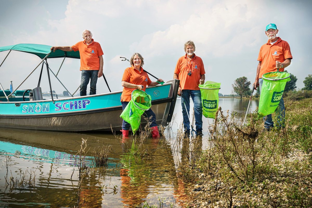 Gemeente Oss (@gemeenteoss) on Twitter photo Zaterdag 16 september is het ๐๐จ๐ซ๐ฅ๐ ๐๐ฅ๐๐๐ง๐ฎ๐ฉ ๐๐๐ฒ. ๐ง Samen met jou willen we op zaterdag 16 september de Maas en de oevers langs de Maas schoonmaken na een mooi recreatieseizoen. ๐
Doe je ook mee? Meld je aan en stap op ons Skรฒn Schip: bit.ly/scheppenvoorscโฆ Zaterdag 16 september is het ๐๐จ๐ซ๐ฅ๐ ๐๐ฅ๐๐๐ง๐ฎ๐ฉ ๐๐๐ฒ. ๐ง Samen met jou willen we op zaterdag 16 september de Maas en de oevers langs de Maas schoonmaken na een mooi recreatieseizoen. ๐
Doe je ook mee? Meld je aan en stap op ons Skรฒn Schip: bit.ly/scheppenvoorscโฆ