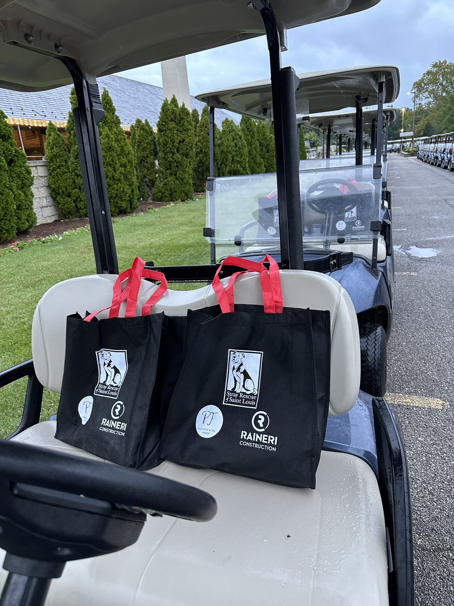 Good Morning! It’s going to be the most beautiful day for a golf tournament EVER! ⛳️ Let’s do it, FORE the dogs! ♥️ They deserve it!
Thank you again to our two amazing Eagle Sponsors: Raineri Construction and PF Wellness &amp; Spa