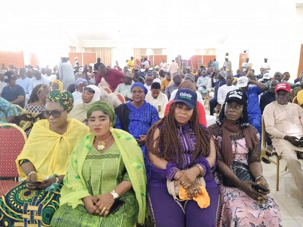 HonDSAguye's tweet photo. Lokoja/Kogi-KK APC Critical Stakeholders Meeting in Lokoja, today, extracted assurances of unity and commitment to the party's triumph in the November elections. #RenewedHope #AguyeMandate #OdodoJoel23 #ApcNg #HouseNgr https://t.co/IkCt9aZOmm