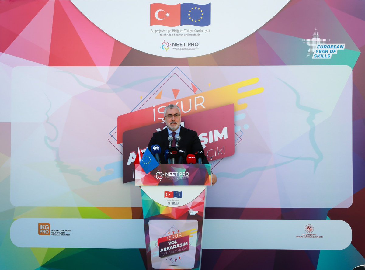 Türkiye İş Kurumu tarafından İş ve Meslek Danışmanlığı Hizmetleri kapsamında yürütülen Ne Eğitimde Ne İstihdamda Olan Gençler için İşgücü Piyasası Destek Programı“İŞKUR Yol Arkadaşım” tanıtım aracı Sn Bakanımız Prof. Dr. <a href="/isikhanvedat/">Prof. Dr. Vedat Işıkhan</a>’ın teşrifleriyle uğurlandı. <a href="/TurkiyeIsKurumu/">İŞKUR</a>