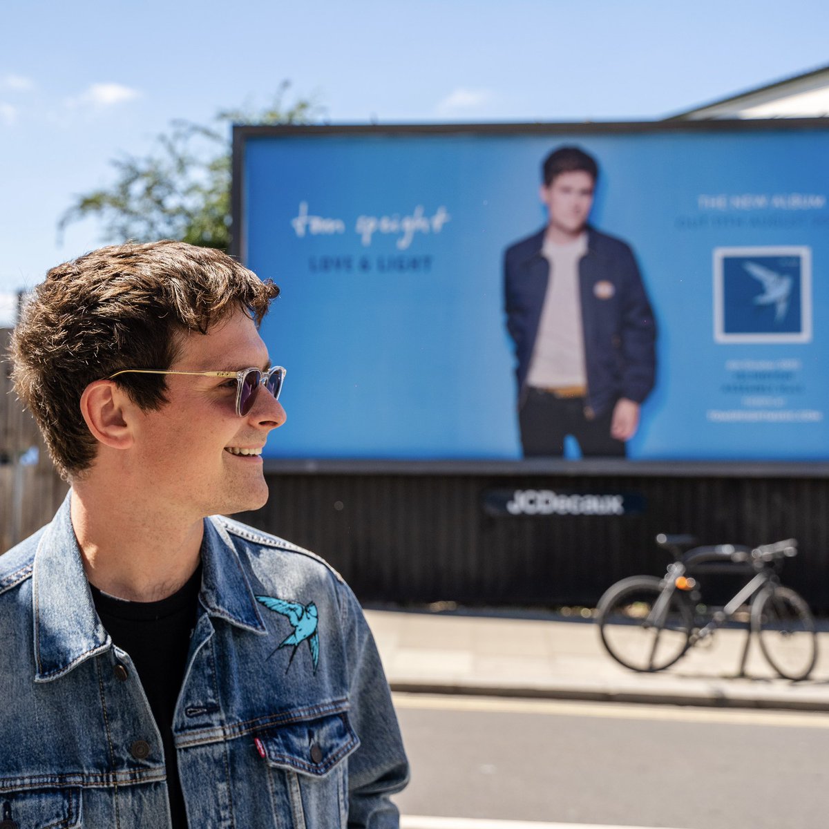 TomSpeightMusic's tweet photo. 1/2 The last month has been one of the best months of my life!I’ve never felt so much love from you all 💙 2 weeks time I’ll be playing my biggest headline shows. it’s nearly  sold out! I’ve made sure this tour was the most affordable it could be with everything going on https://t.co/pqT4dU5iS9