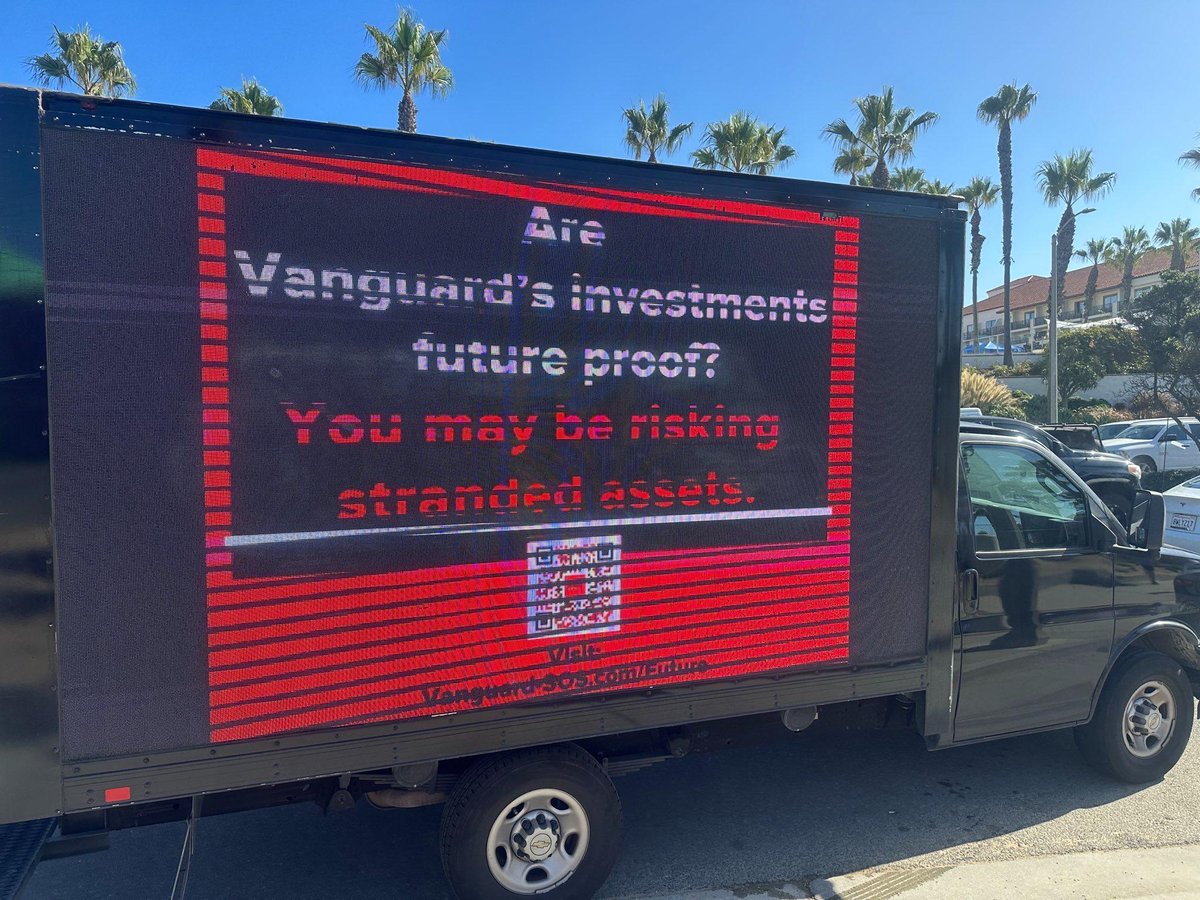AM_WakeUpCall's tweet image. One of the biggest risks to our future returns is catastrophic climate change. Not only is @Vanguard_Group the world’s largest investor in fossil fuels, they’re failing to provide a way for investors to be able to future proof their investments from climate risk. #FutureProofAC