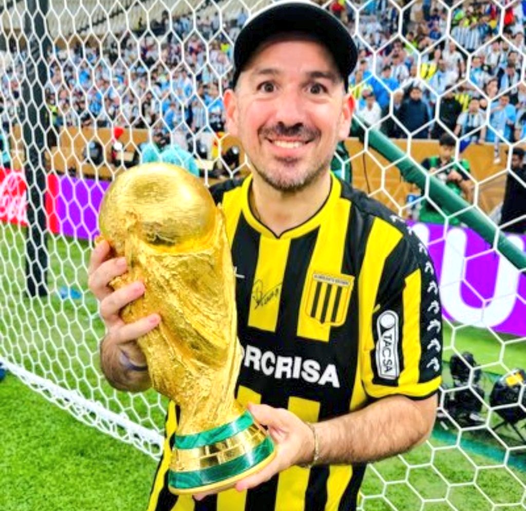 notsoloferrito's tweet image. Maximilano Levy, presidente de Almirante Brown, es el tesorero de la AFA.

El equipo del conurbano, fue ayudado tanto de local como de visitante muchas veces.

Casualmente, este año hay elecciones en La Matanza y la gente tiene que estar feliz para votar.

Ah, están en la Zona A.