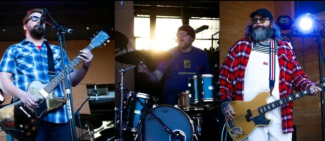 Take a listen to the bands performing September 22nd for EK's Bday Bash!

@themcdband 
<a href="/lyxemusic/">LYXE</a> 
<a href="/headlightrivals/">Headlight Rivals</a> 

You are all invited!!!

#thepressvenue #livemusic #music #birthday #bday #mhk #Manhattan #Kansas #kstate #aggieville