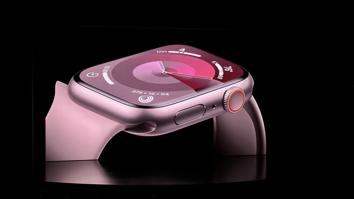 spin9's tweet photo. เปิดตัว Apple Watch Series 9 

ดีไซน์เดิมเหมือน Series 8 อัปเกรดชิพเป็น S9 ที่แรงขึ้นกว่าเดิม (Apple ไม่ได้อัปเกรดประสิทธิภาพของชิพใน Watch มาหลายปีแล้ว)

#AppleEvent https://t.co/pkJeVi4myd