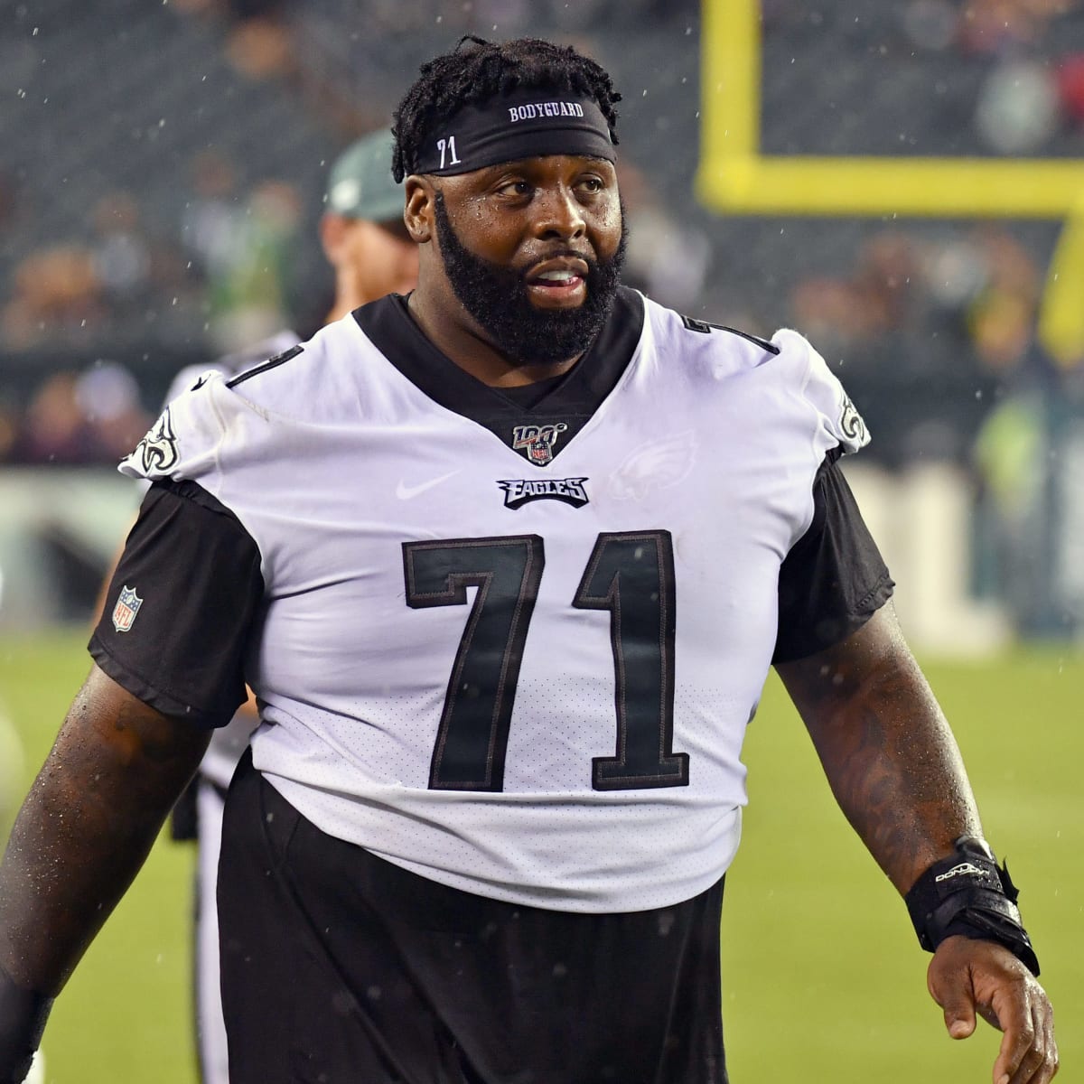 NFL_DovKleiman's tweet photo. Update: The #Seahawks are signing former OT Jason Peters, a 9-time Pro-Bowler, per his agent @eliteloyaltysp https://t.co/4aYrRI1Zo3