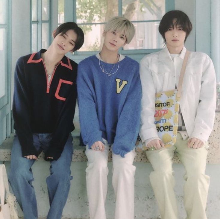 uppuzcats's tweet photo. HAPPY BIRTHDAY YEONJUN!!!! to our most amazing and talented boy, who we will always love. We hope you enjoy today and many days to come, have a lot of fun!!! we love you so much <33

#OnceInAMillenniumYeonjun 
#가을의_입맞춤_속_태어난_연준이
#圧倒的カリスマYEONJUN誕生祭 https://t.co/tTEx195tqu