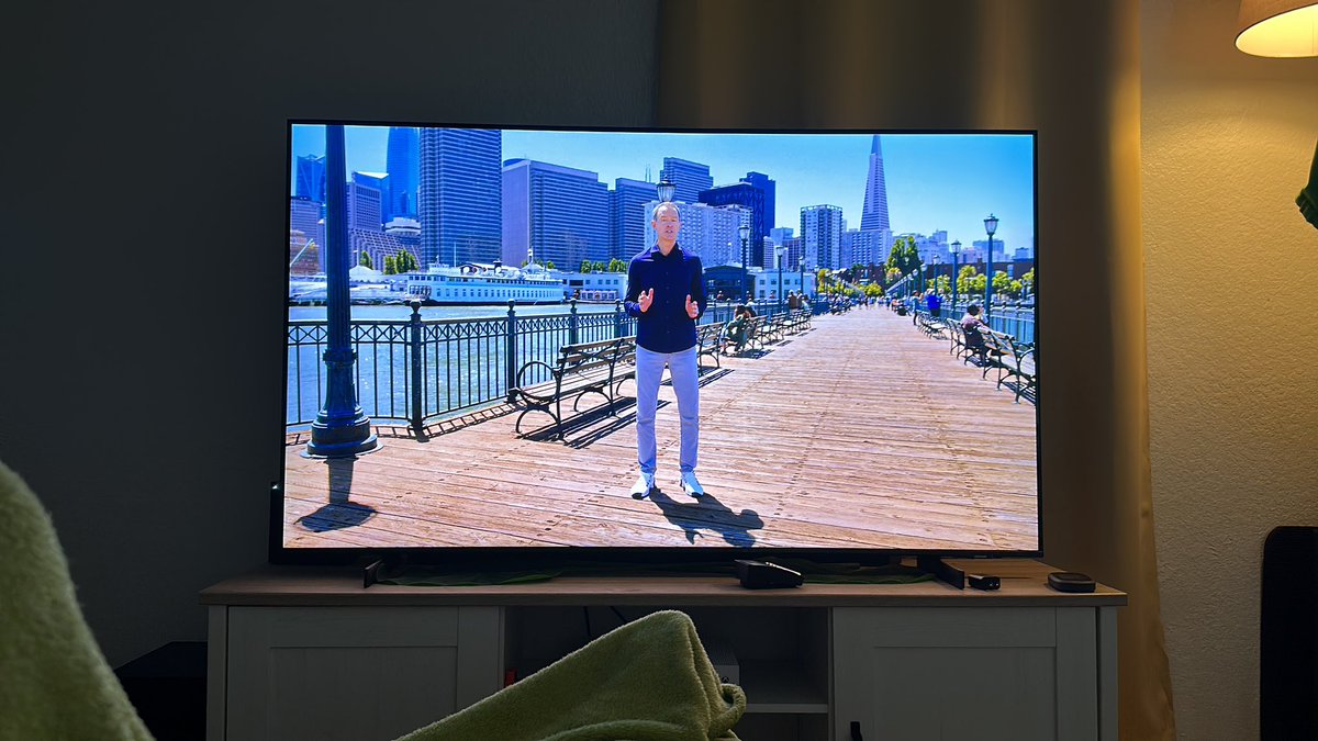 KiddGamunfazed's tweet photo. So cozy up in here!!!!! #AppleEvent2023 https://t.co/xDkFEdHSi7
