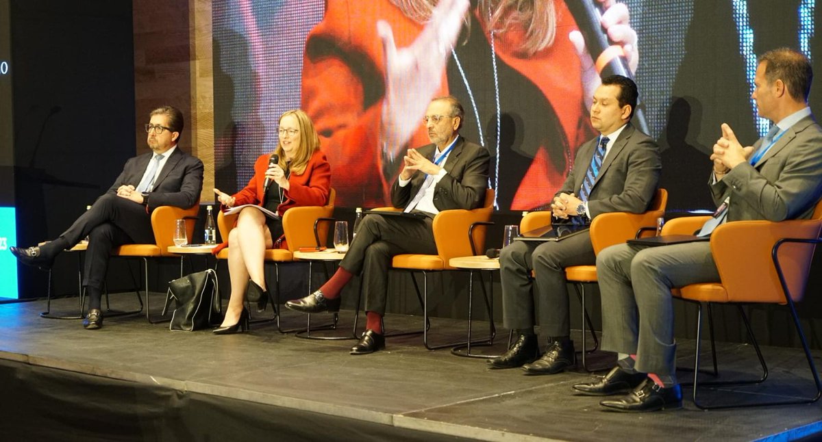 lacamaradequito's tweet photo. @ECIJA @ICC_Ec @iccwbo @ieaecu El primer panel de hoy en el ADR Week exploró el presente del arbitraje con temas como los criptotribunales, consolidación de casos y desafíos en la transición energética. 🌐📷 #ADRWeek2023 https://t.co/buHxOpQ8m5