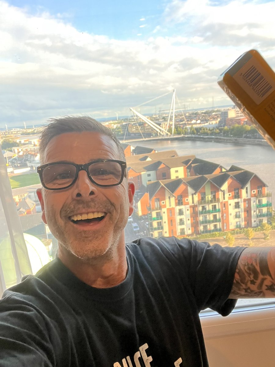 GBMC73's tweet photo. 🤓 #Newport init …. Home for the next week 🥰 Gonna turn into a #proppa Welshman me like 🏴󠁧󠁢󠁷󠁬󠁳󠁿 Looking forward to catching up with all me pals over the next week ✅ https://t.co/NVuqt36vgV