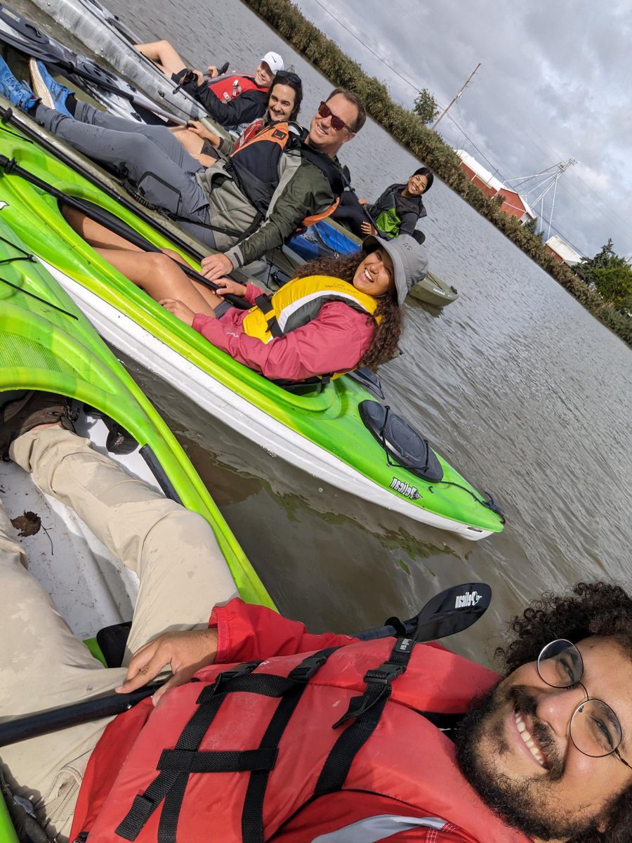 An amazing day on River Canard conducting our lab orientation day with our new <a href="/iBioUWindsor/">UWindsor Integrative Biology</a> grad students <a href="/itsdaneroberts/">Dane Roberts</a> <a href="/olivia_mayy8/">Olivia M. Galloway</a> Maiza and Grayson (not on Twitter)  and PDF <a href="/Imokaydad/">Ali Mokdad</a> - planning our research agenda for the year
