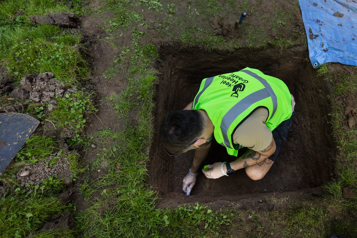 Scheppen klaar? Graven maar! We kijken met veel voldoening terug op een zeer geslaagd, zij het warm, weekend van Heel Heerlen Graaft! Lees hier het verslag: c-limes.nl/2023/09/12/blo…