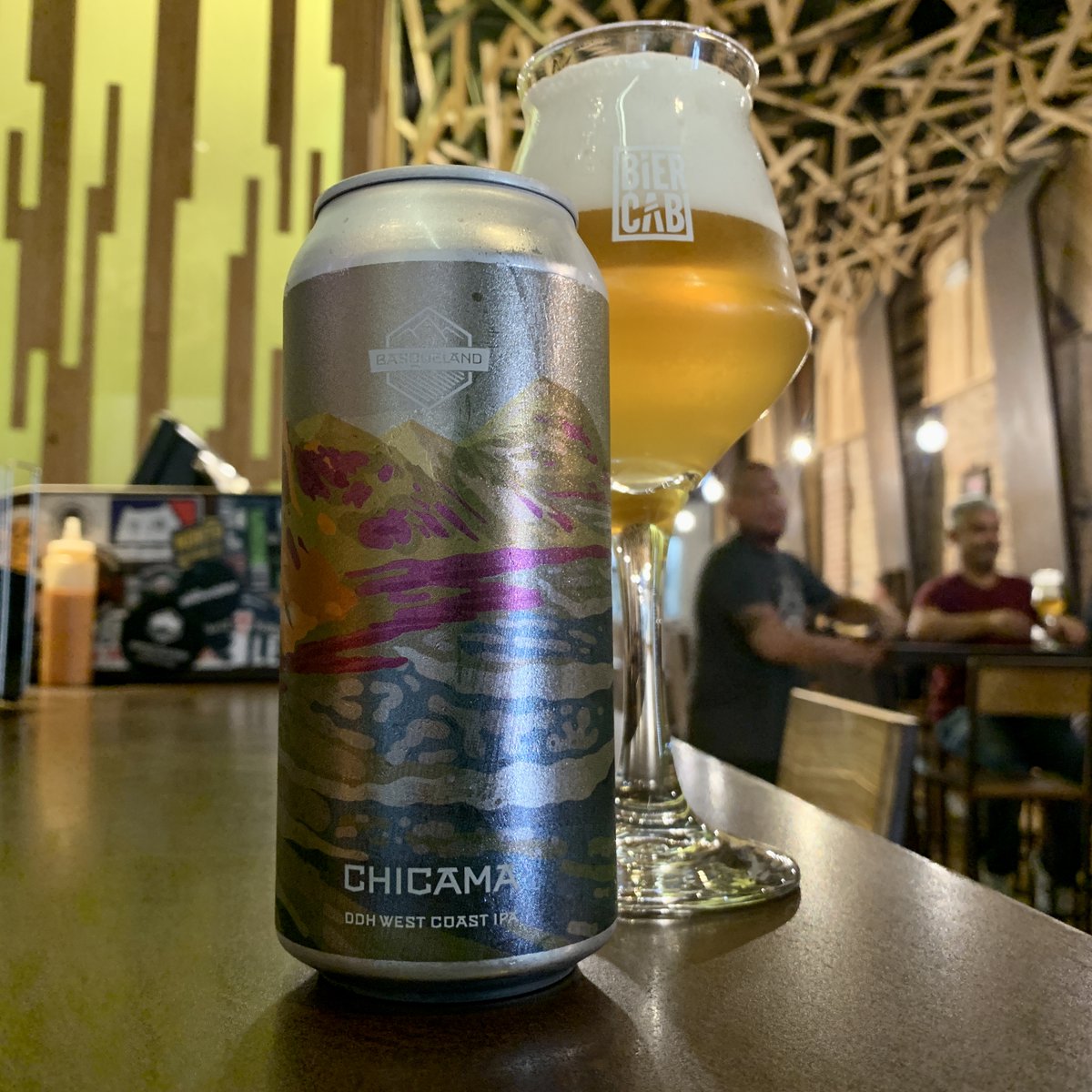 BierCaB's tweet photo. Basqueland Chicama West Coast IPA
IPA amargota de corte clásico con lúpulos Idaho7, Bru-1 y Chinook
Ya disponible en nuestras neveras y en nuestro #Tap8
#Fresh #LocalBeer #WestCoastIPA #Biercab #ShopBiercab https://t.co/HBMB1knWTO