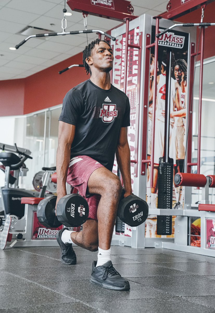 UMass Men's Basketball tweet media