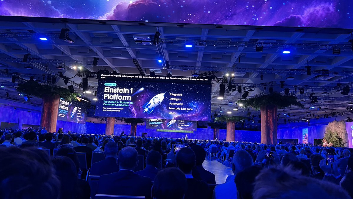 NBandaru's tweet photo. Dreamforce keynote reveals Einstein platform https://t.co/YTQJu8qRKW