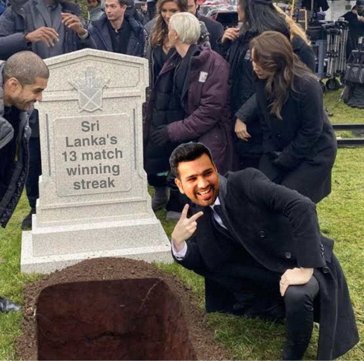 sagarcasm's tweet photo. Team India right now https://t.co/vQ04CUygD5
