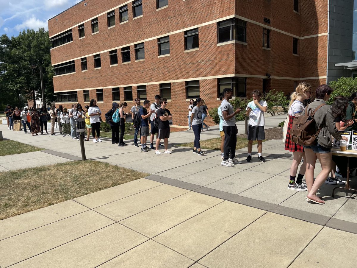 GMU_Chemistry's tweet photo. Look at how hot #ScienceConnect is at Fairfax campus today!!! Dr. Megan Erb, Dr. Rebecca Jones, Dr. Sarah Ward and Mohammad Nawandish are busy with preparations and communications with GMU students. Let's talk about Chemistry here! ππ· π§ͺβοΈ https://t.co/VB2mB7S0Jc