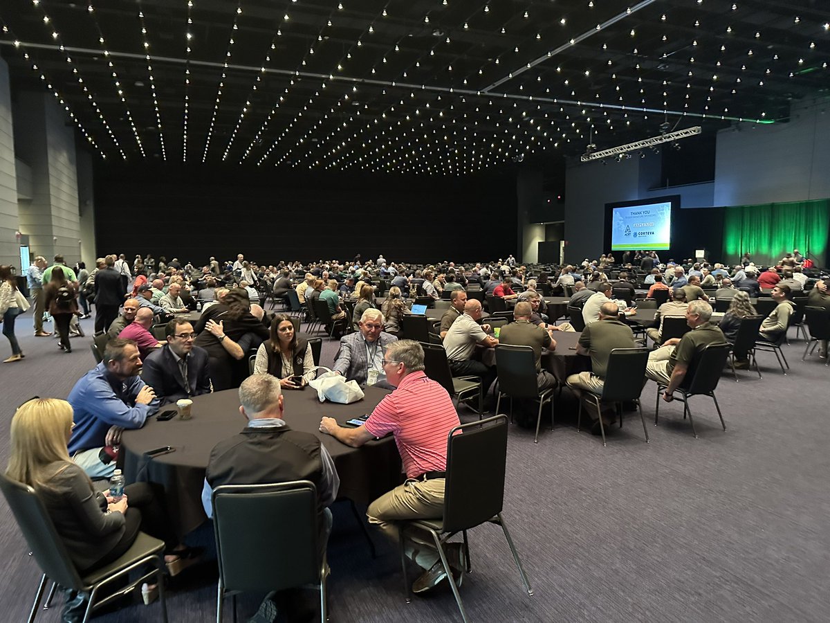 AmyFischbach's tweet photo. About 1,000 attendees have registered for the 2023 Trees & Utilities event this year. The conference is now underway. #treesandutilities @tdworldmag https://t.co/tCasCyDp46