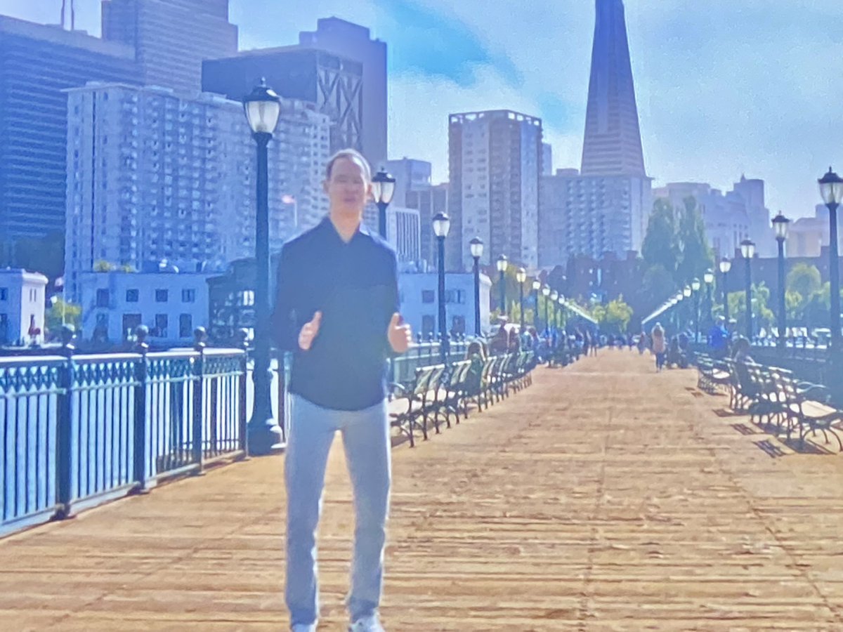 iphone__art's tweet photo. Wie kann man nur so langweilig etwas präsentieren? 😴💤#AppleEvent https://t.co/I7dQx5ly6k