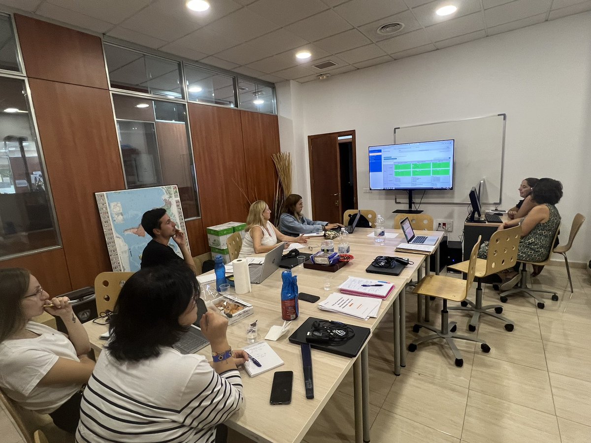 jmmartinez_ecca's tweet photo. Magnífico equipo de @eccaedu península reunido hoy en  intensa sesión de trabajo, para cimentar procesos que tienen un solo propósito: buscar la excelencia en la atención a nuestro alumnado . Cargad@s de energía e ilusión para el nuevo curso!! https://t.co/XZKYhNXtnP