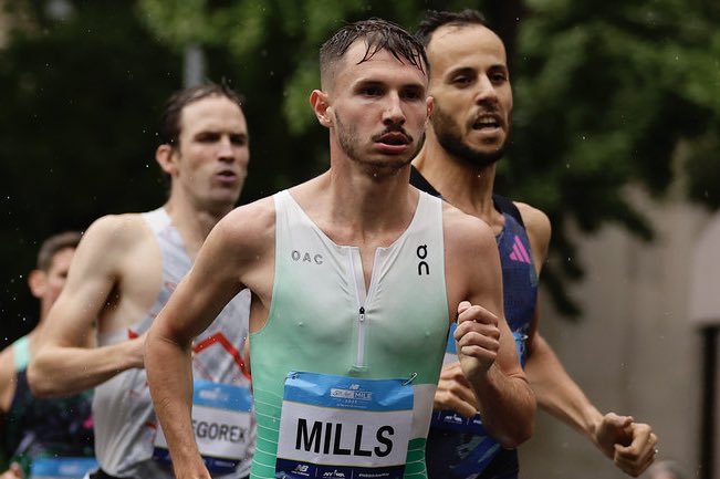 A stunning few weeks for @georgemills800 🇬🇧 🇨🇭 A 1500m PB of 3:30.95 at the Zurich DL (Aug 31) 🇩🇪 Clocks 3:49.64 in the mile to go seventh on UK all-time outdoor list (Sep 6) 🇺🇸 Finishes second in a British 1-2 at the New York 5th Avenue Mile with 3:49.9h (Sep 10) 📸 @nyrr