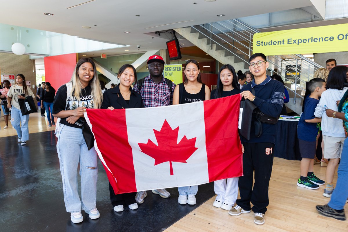 Welcome to a new semester #CentennialFam!✨ Starting a new chapter in a new country can be exhilarating and a little overwhelming, but we encourage you to explore all the opportunities Centennial and Canada have to offer. 🌍🇨🇦 We are excited to see what you accomplish here!🍁