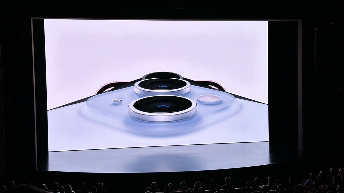 spin9's tweet photo. เปิดตัว iPhone 15

รองรับ Dynamic Island ทุกรุ่น

มาพร้อมสีโทนใหม่ ชมพู เหลือง เขียว ฟ้า 

#AppleEvent https://t.co/lg4kPgexEd
