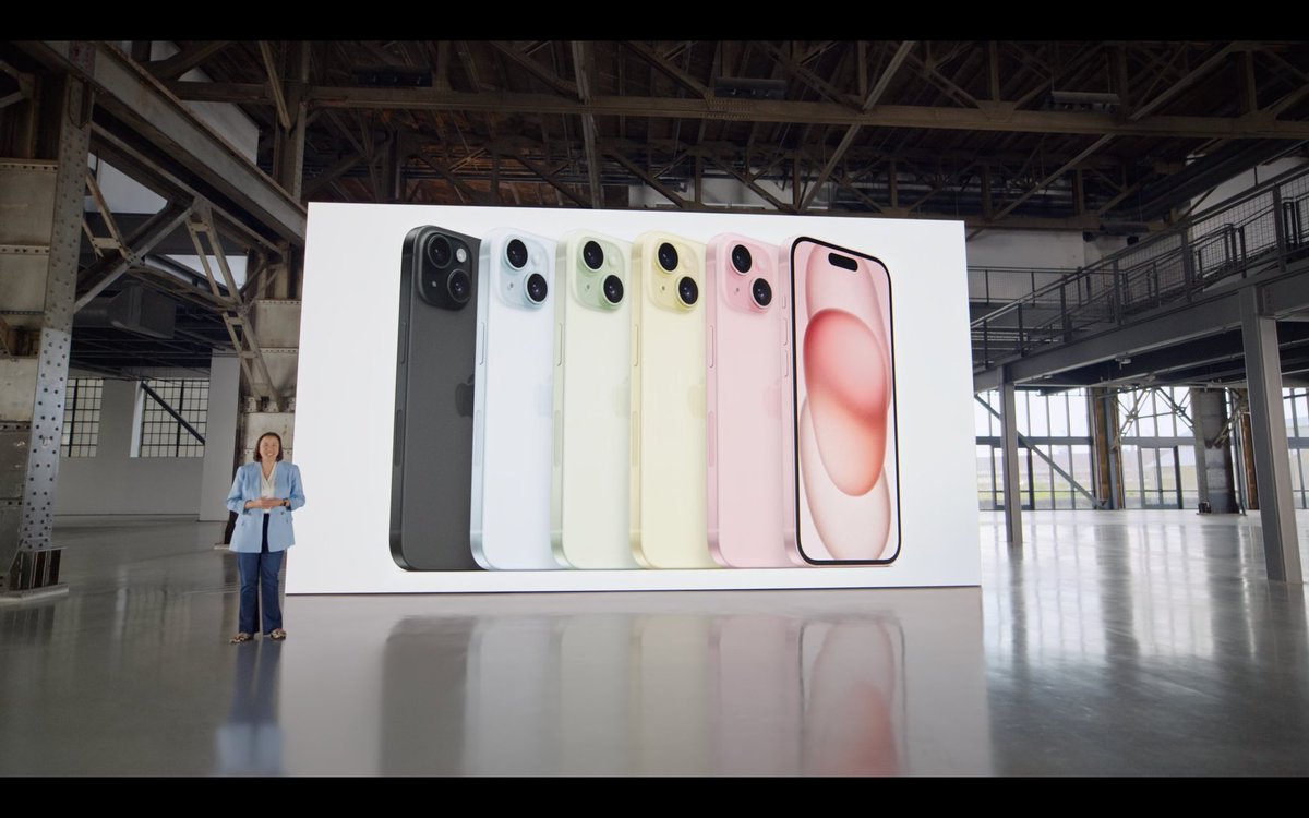 TrackCinemawood's tweet photo. Breaking: This is #iPhone first look at the #Iphone15Series, straight from the #AppleEvent https://t.co/CyXDhBHDEC
