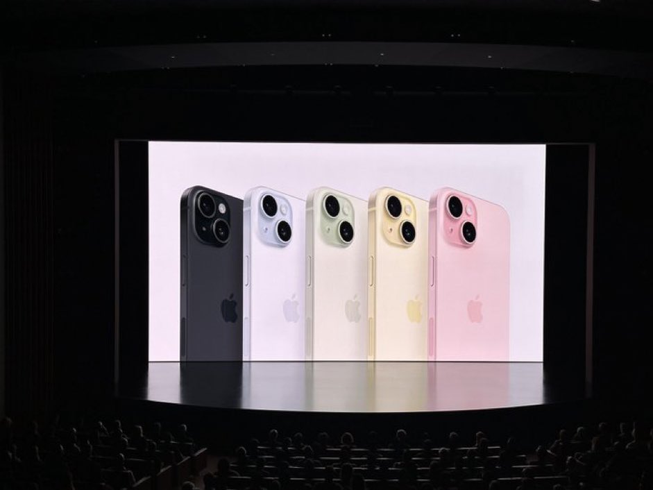 New iPhone 15 come in five new colors.
#AppleEvent