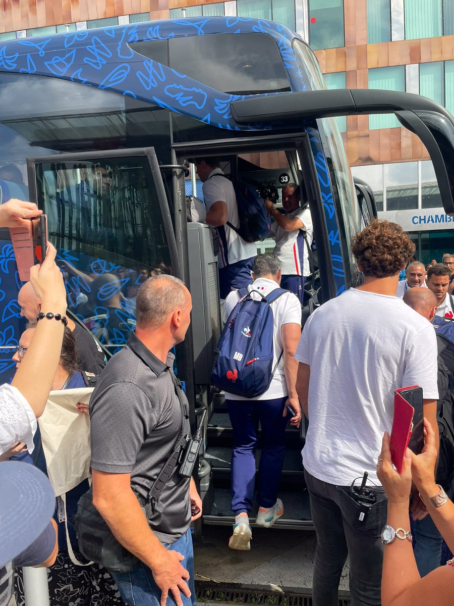 Belle fierté d’avoir pu participer au transport de l’équipe de FRANCE de Paris Nord à Lille.

lnkd.in/ebq-d6iv

#AxeNord 
#SNCF 
#transportgreen
#rudby
#ecologie 
#rugbyworldcup