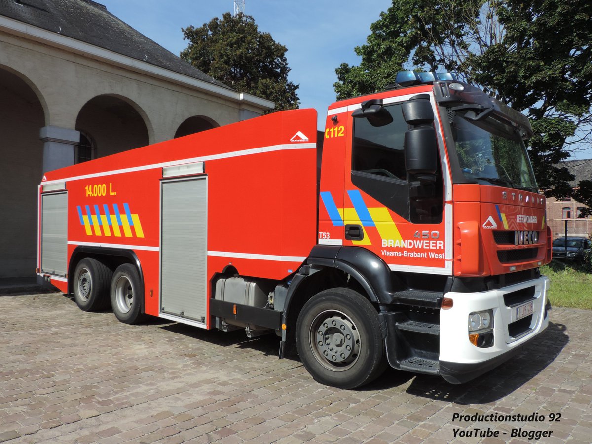 Productionstud4's tweet image. [📷🖊️Nouvel article sur mon blog]
Les photos des véhicules des Pompiers de Vilvorde 🚒🚑, en Belgique 🇧🇪, via cet article sur mon blog: productionstudio92.blogspot.com/2023/09/porte-…