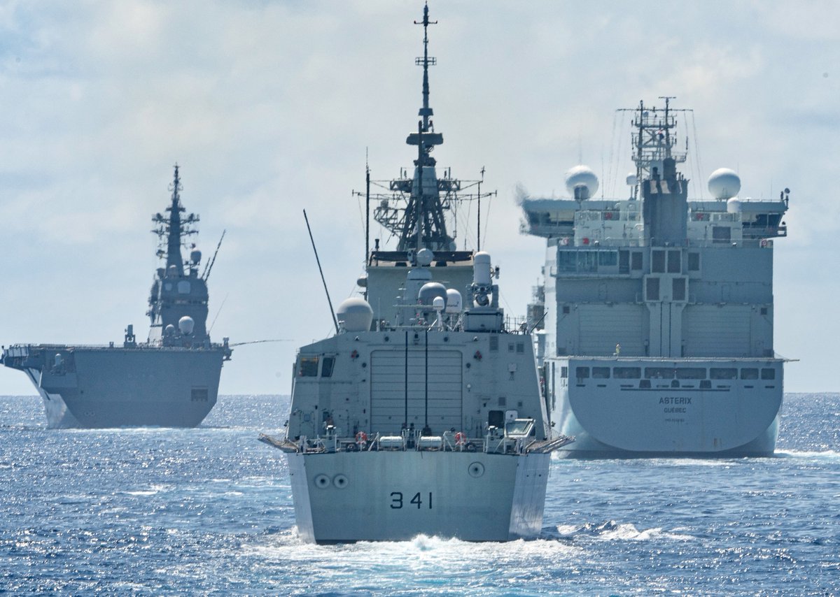 Last month, #HMCSOttawa and #MVAsterix joined forces with the Japanese Ship (JS) HYŪGA in the Indo-Pacific Ocean while conducting patrol manoeuvres.
🇨🇦 🇯🇵

Collaborating with local allies fosters an open and free Indo-Pacific. 
#WeTheNavy #FOIP
📸 Corporal Alisa Strelley