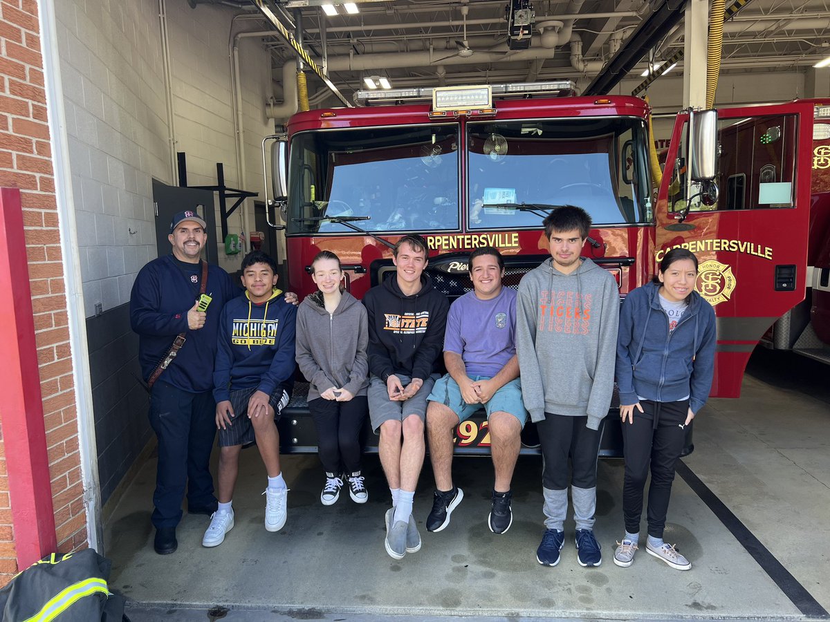 Mr. Schmidtknecht tweet media