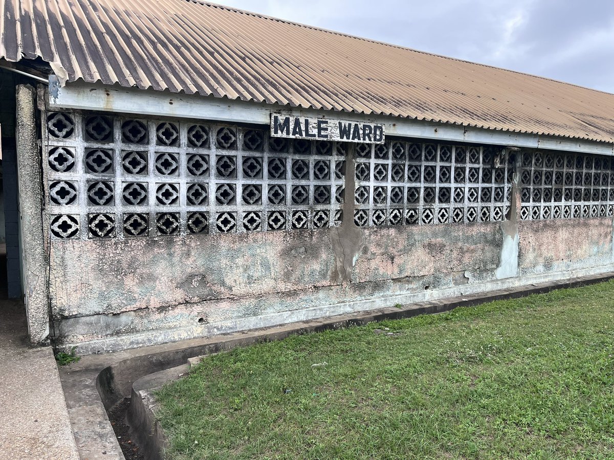 ghanamunsemsem_'s tweet photo. Our team visited the Cape Coast Metropolitan Hospital today and this is the infrastructure of the hospital. Terrible Terrible. Who is the MP and MCE of that place ? #FixOurHospitals #FixOurRoads #FixTheCountry https://t.co/2YMAKRJzLd