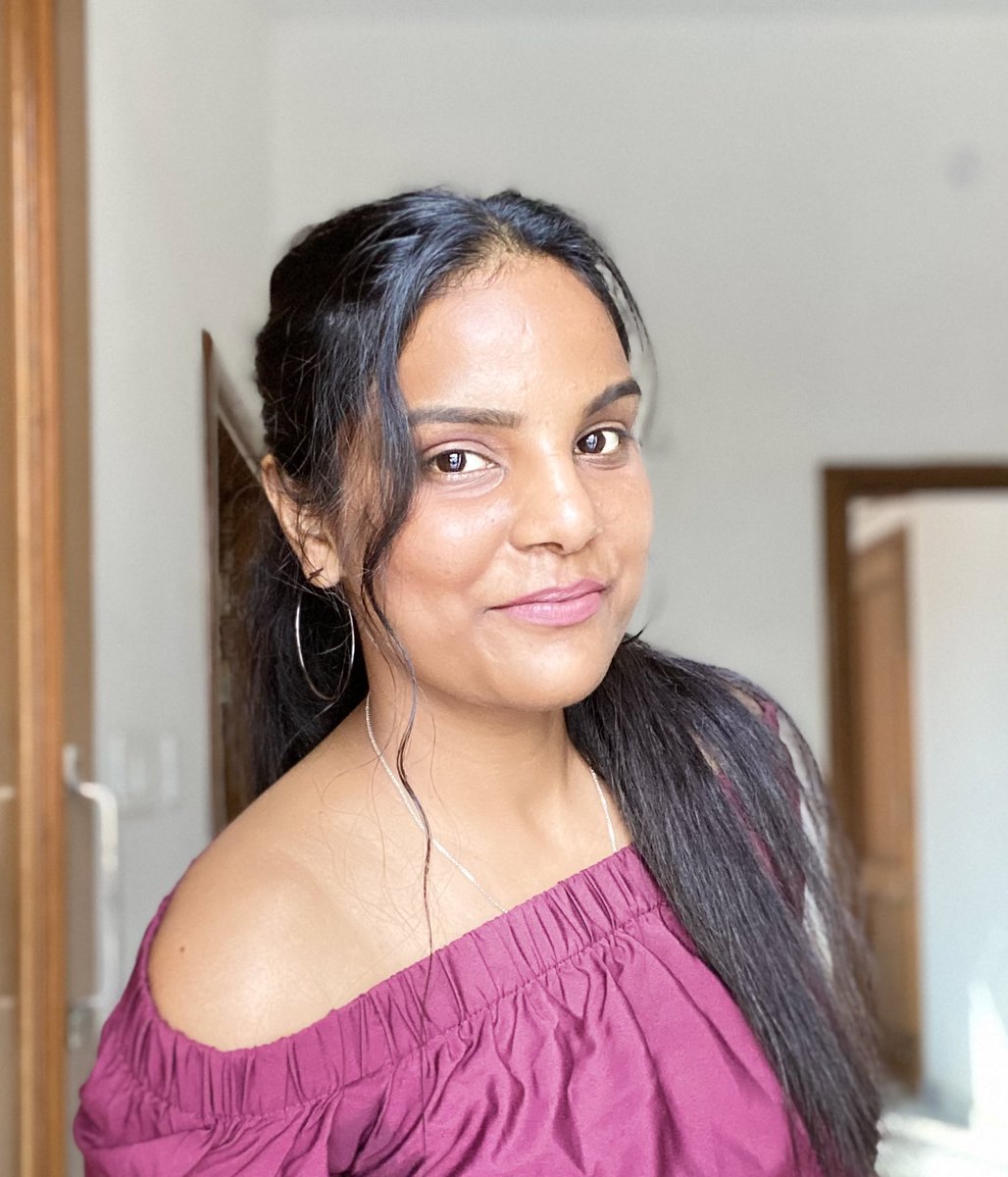 ScriptCraftista's tweet image. Heyya,
I write compelling Script for people to help them:
- grow their audience
- generate leads
- increase engagement 
If you are:
- YouTuber
- Podcaster
- Filmmaker
- Marketing agency
I can skyrocket your growth by creating a converting Script.
-Giana, founder of Scripen